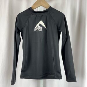 Kanu Surf Size 8 Rashguard Swim Jiu Jitsu Karate Beach Summer Hawaiian
